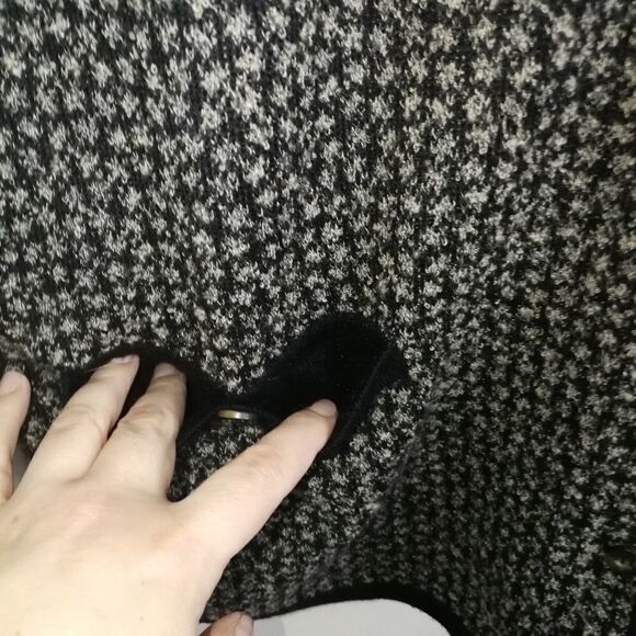 VINTAGE Grey Granny Preppy Wool Boucle Lambswool Long Cardigan Plus Size 1X - Picture 4 of 14